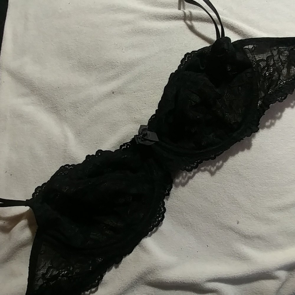 34C Unlined Black Lace Underwire bra